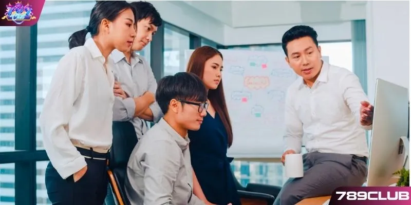 Serena Lead trẻ trung nhiệt huyết 